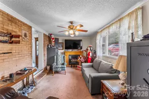 315 Windwood Dr, Bessemer City, NC 28016 - Photo 6