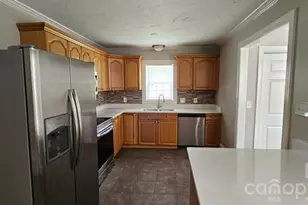158 Shamrock St NE, Concord, NC 28025 - Photo 4