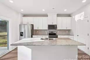 1515 31st St NE, Conover, NC 28613 - Photo 6