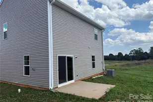 134 Peppervine Ln, Statesville, NC 28625 - Photo 4