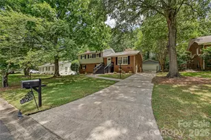 2308 Knickerbocker Dr, Charlotte, NC 28212 - Photo 36
