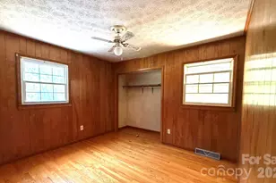 142 Avondale Rd, Asheville, NC 28803 - Photo 12