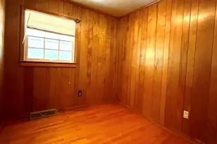 142 Avondale Rd, Asheville, NC 28803 - Photo 14