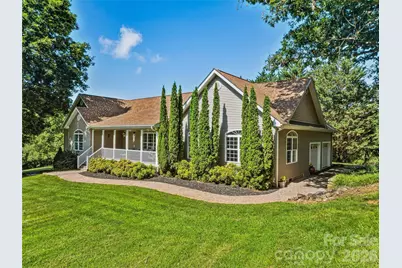 1082 S Main Street, Mars Hill, NC 28754 - Photo 1