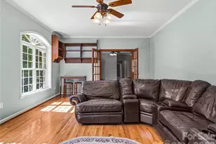 1082 S Main St, Mars Hill, NC 28754 - Photo 6