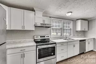 5135 36th St Dr NE, Hickory, NC 28601 - Photo 14