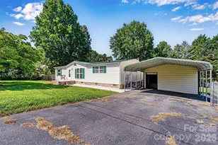 5135 36th St Dr NE, Hickory, NC 28601 - Photo 8