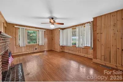 311 33rd Street Drive SE, Hickory, NC 28602 - Photo 4