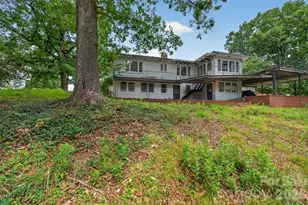311 33rd St Dr SE, Hickory, NC 28602 - Photo 1