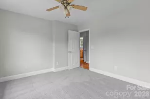 136 Summerchase Ln, Mooresville, NC 28117 - Photo 22