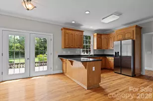 136 Summerchase Ln, Mooresville, NC 28117 - Photo 10
