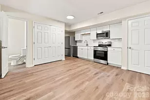 5 Country Gardens Dr, Fletcher, NC 28732 - Photo 8