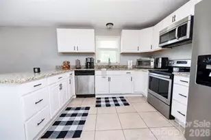 195 Stribling Cir, Spartanburg, SC 29301 - Photo 6