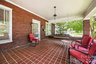170 York St, Chester, SC 29706 - Photo 2