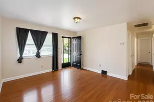 6109 Dandy Loop Rd, Fayetteville, NC 28314 - Photo 2
