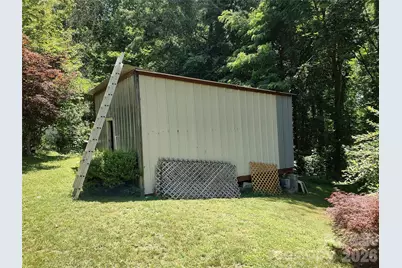 440 Hidden View Road, Hendersonville, NC 28792 - Photo 4