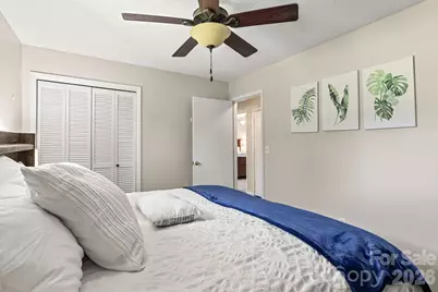 5225 Wolfe Road, Hickory, NC 28601 - Photo 38