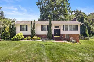 5225 Wolfe Rd, Hickory, NC 28601 - Photo 1