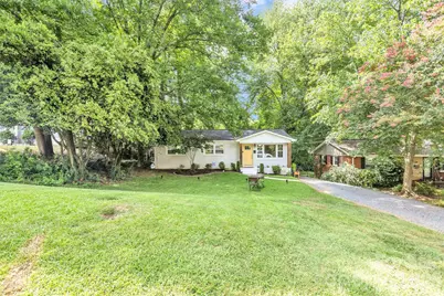 2213 Lanier Avenue, Charlotte, NC 28205 - Photo 30