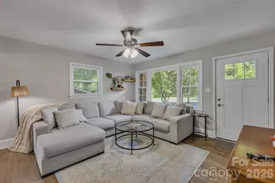 2213 Lanier Avenue, Charlotte, NC 28205 - Photo 4