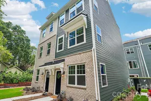 821 Hammers Ln, Charlotte, NC 28205 - Photo 2