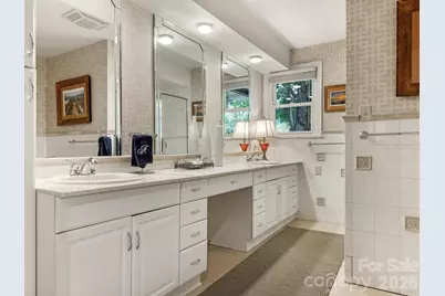 2652 Knollwood Road, Charlotte, NC 28211 - Photo 16
