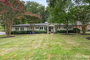 2652 Knollwood Rd, Charlotte, NC 28211 - Photo 1