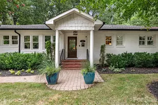 2652 Knollwood Rd, Charlotte, NC 28211 - Photo 2