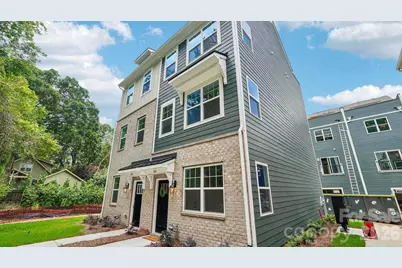 813 Hammers Lane, Charlotte, NC 28205 - Photo 2
