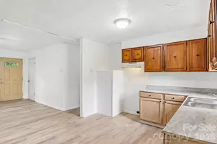 24 Bryson St, Waynesville, NC 28786 - Photo 16