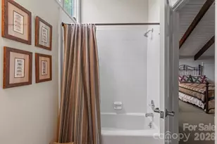 82 Innsbrook Dr, Lake Toxaway, NC 28747 - Photo 24