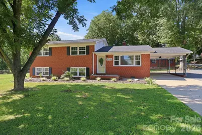 1300 Montgomery Avenue, Albemarle, NC 28001 - Photo 1