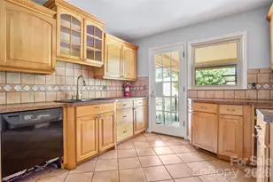 1433 Niagara Cir, Charlotte, NC 28214 - Photo 12