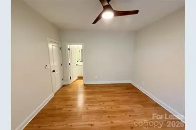 525 N Linwood Avenue, Charlotte, NC 28216 - Photo 18