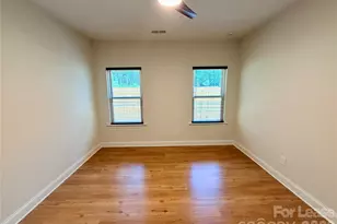 525 N Linwood Ave, Charlotte, NC 28216 - Photo 16