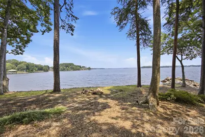 8247 Luckey Point Road, Denver, NC 28037 - Photo 16