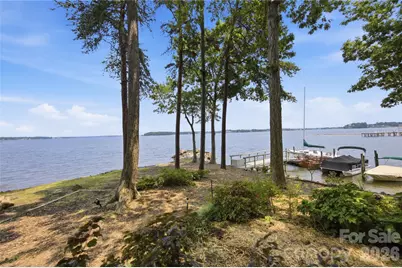 8247 Luckey Point Road, Denver, NC 28037 - Photo 18