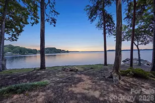 8247 Luckey Point Rd, Denver, NC 28037 - Photo 34