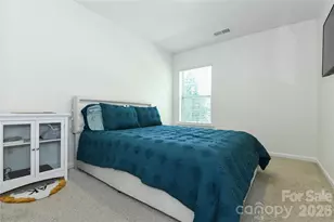 6005 Guildford Hill Ln, Charlotte, NC 28215 - Photo 16