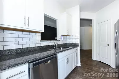 6005 Guildford Hill Lane, Charlotte, NC 28215 - Photo 14