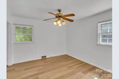 70 Iris Lane, Canton, NC 28716 - Photo 18