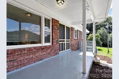70 Iris Lane, Canton, NC 28716 - Photo 4