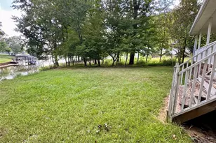 142 Harbor Point Dr, Cherryville, NC 28021 - Photo 2