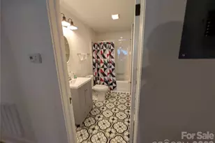 661 Central St, Hudson, NC 28638 - Photo 10