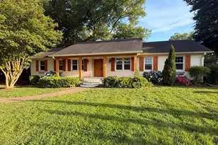 7030 Delta Lake Dr, Charlotte, NC 28215 - Photo 1