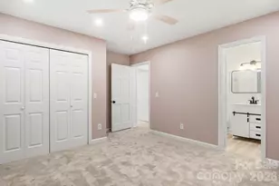 7030 Delta Lake Dr, Charlotte, NC 28215 - Photo 24