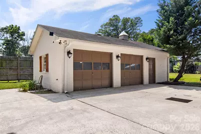 7030 Delta Lake Drive, Charlotte, NC 28215 - Photo 42