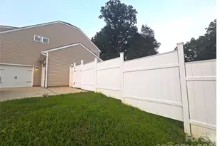 8207 Shady Pond Dr, Charlotte, NC 28227 - Photo 32