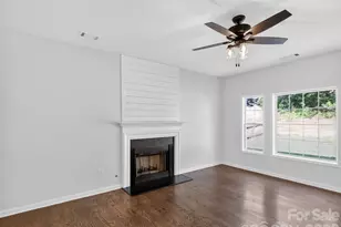 502 Drayton Hall Blvd, Duncan, SC 29334 - Photo 4