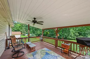 3748 Camp Stewart Rd, Charlotte, NC 28215 - Photo 4